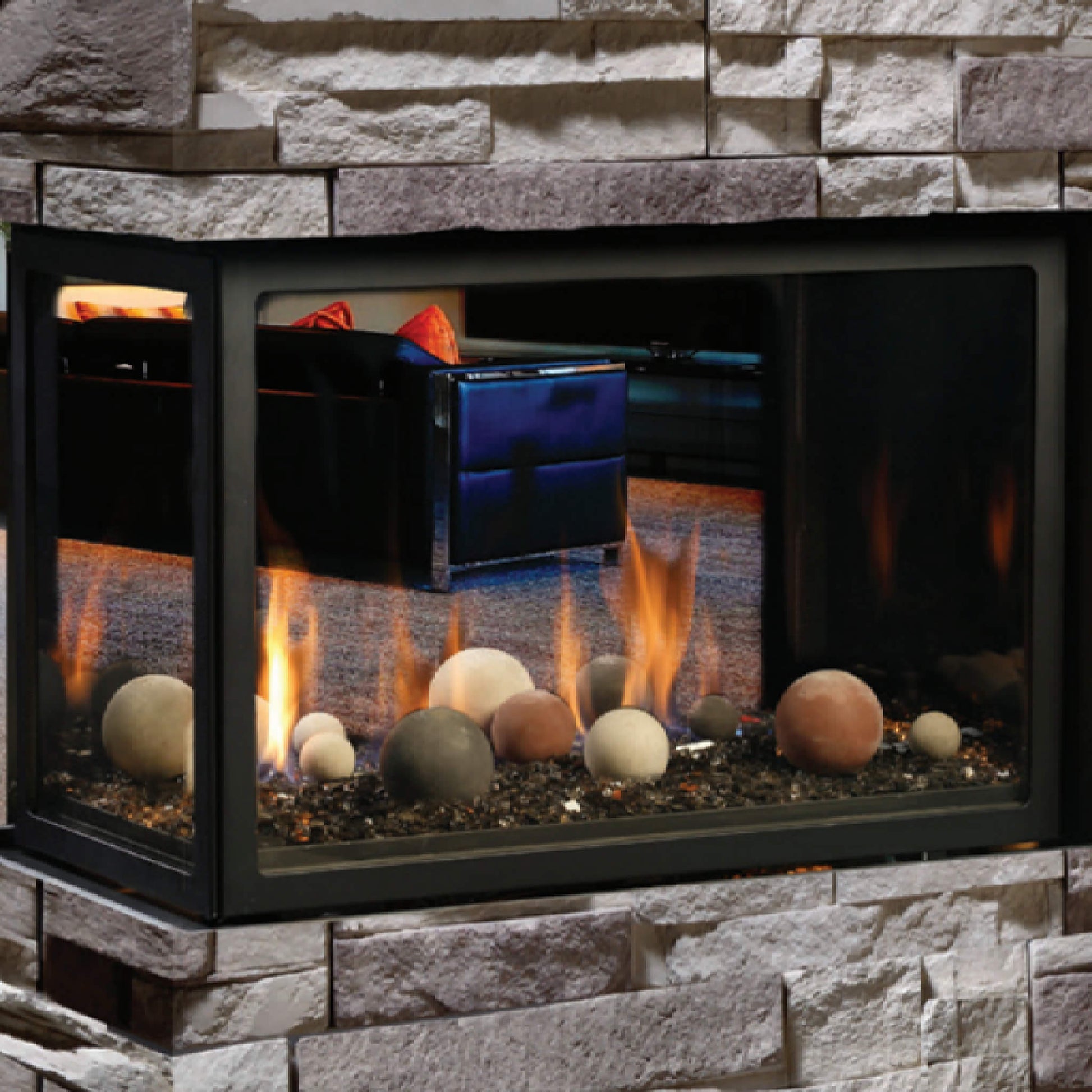 Kingsman MCVP42 peninsula fireplace with horizontal stone wall